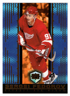 Sergei Fedorov - Detroit Red Wings (NHL Hockey Card) 1998-99 Pacific Dynagon Ice # 62 Mint