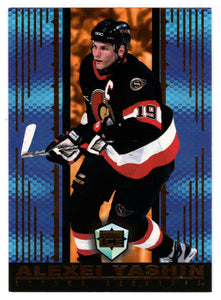 Alexei Yashin - Ottawa Senators (NHL Hockey Card) 1998-99 Pacific Dynagon Ice # 132 Mint