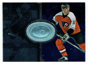 John LeClair 2881/6950 Philadelphia Flyers (NHL Hockey Card) 1998-99 Upper Deck SPx # 102 Mint