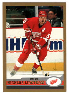 Nicklas Lidstrom - Detroit Red Wings (NHL Hockey Card) 1999-00 O-Pee-Chee # 25 Mint