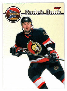 Radek Bonk - Ottawa Senators (NHL Hockey Card) 1999-00 Pacific Prism # 95 Mint