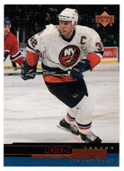 Trevor Linden - New York Islanders - Montreal Canadiens (NHL Hockey Card) 1999-00 Upper Deck # 71 Mint