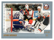Kevin Weekes - New York Islanders (NHL Hockey Card) 2000-01 O-Pee-Chee # 29 Mint