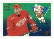 Pat Verbeek - Detroit Red Wings (NHL Hockey Card) 2000-01 Pacific Aurora # 53 Mint