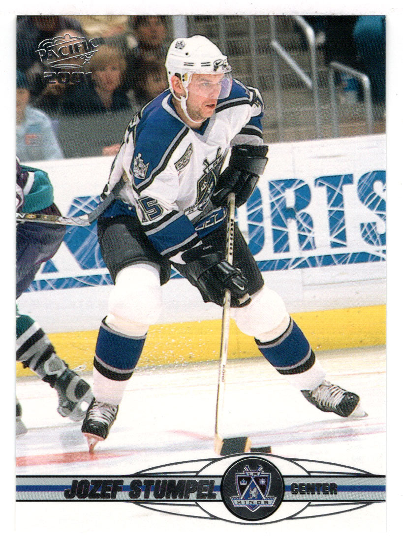 Jozef Stumpel - Los Angeles Kings (NHL Hockey Card) 2000-01 Pacific # 204 Mint