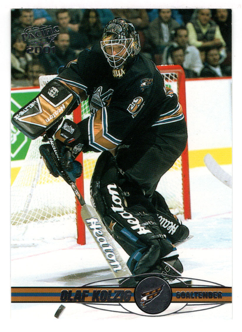 Olaf Kolzig - Washington Capitals (NHL Hockey Card) 2000-01 Pacific # 425 Mint