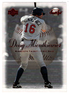 Doug Mientkiewicz - Minnesota Twins (MLB Baseball Card) 2001 Upper Deck Sweet Spot # 102 Mint