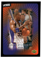 Amare Stoudemire - Phoenix Suns (NBA Basketball Card) 2003-04 Upper Deck Victory # 76 Mint