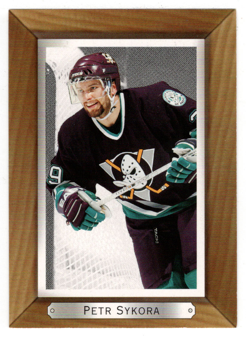 Petr Sykora - Anaheim Mighty Ducks (NHL Hockey Card) 2003-04 Upper Deck Bee Hive # 1 Mint
