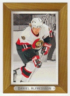 Daniel Alfredsson - Ottawa Senators (NHL Hockey Card) 2003-04 Upper Deck Bee Hive # 134 Mint