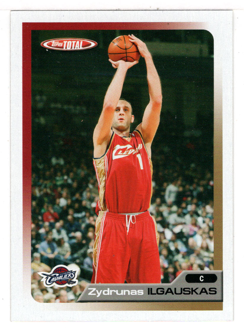 Zydrunas Ilgauskas - Cleveland Cavaliers (NBA Basketball Card) 2005-06 Topps Total # 30 Mint