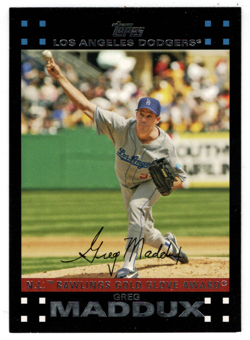 Greg Maddux - Los Angeles Dodgers - Golden Glove Award (MLB Baseball Card) 2007 Topps # 311 Mint