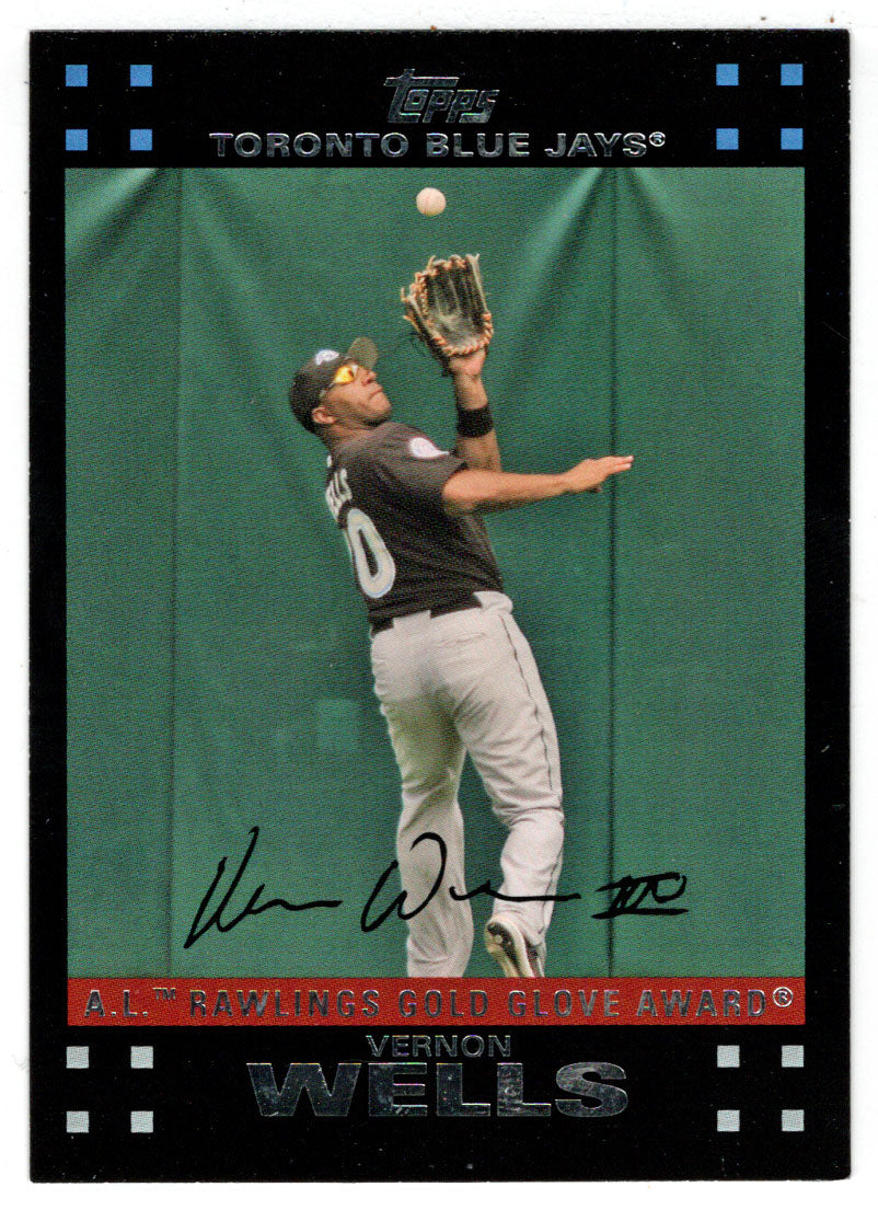 Vernon Wells - Toronto Blue Jays - Golden Glove Award (MLB Baseball Card) 2007 Topps # 316 Mint