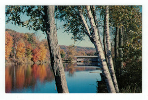 Covered Bridge - Ottauquechee River, Taftsville, Vermont, USA Vintage Original Postcard # 8409 - 1960's