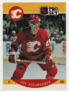 Joe Nieuwendyk - Calgary Flames (NHL Hockey Card) 1990-91 Pro Set # 42 Mint