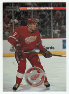 Nicklas Lidstrom - Detroit Red Wings (NHL Hockey Card) 1996-97 Donruss # 119 Mint