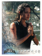 May I Make a Call? (Trading Card) Lara Croft Tomb Raider - 2001 Inkworks # 45 - Mint