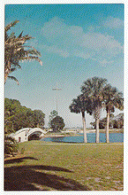 Load image into Gallery viewer, Beacon of Faith, Cross &amp; Bridge, St. Augustine, Florida, USA Vintage Original Postcard # 0131 - New - 1960's
