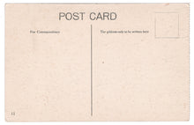 Load image into Gallery viewer, The Cenotaph, Whitehall, London, England Vintage Original Postcard # 0815 - New 1930's
