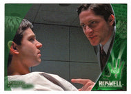 Tortured by Agent Pierce (Trading Card) Roswell Season 1 - 2000 Inkworks # 70 - Mint