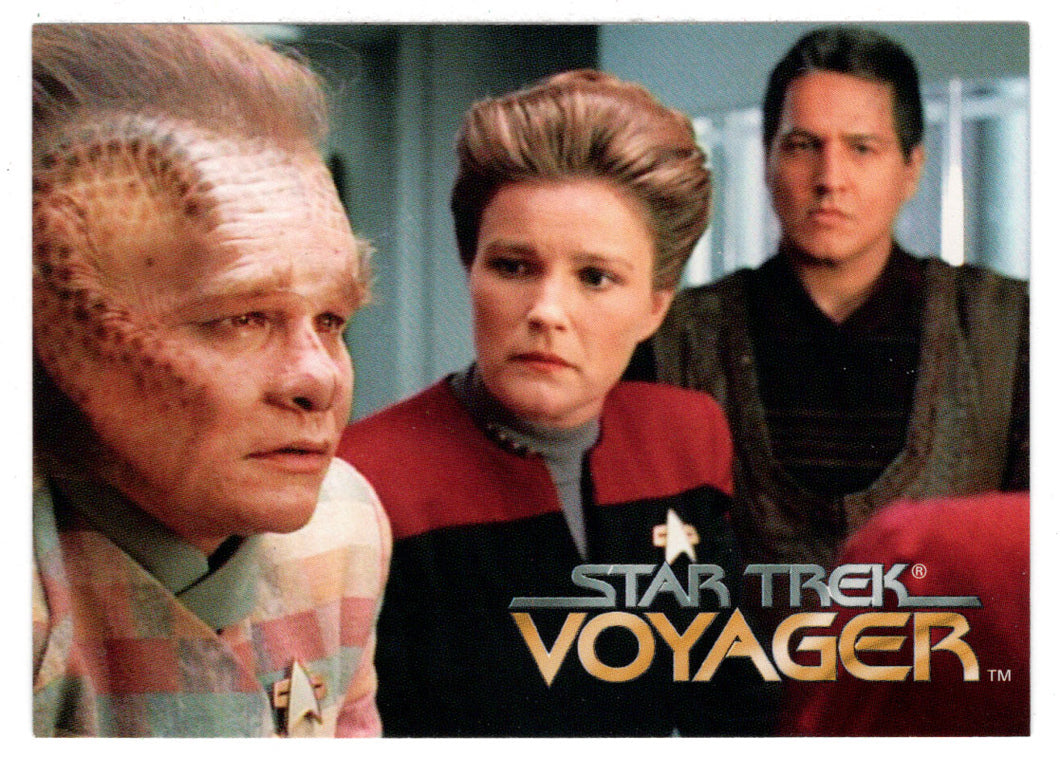 Returning the Favor (Trading Card) Star Trek Voyager - Season One - Series One - 1995 Skybox # 53 - Mint