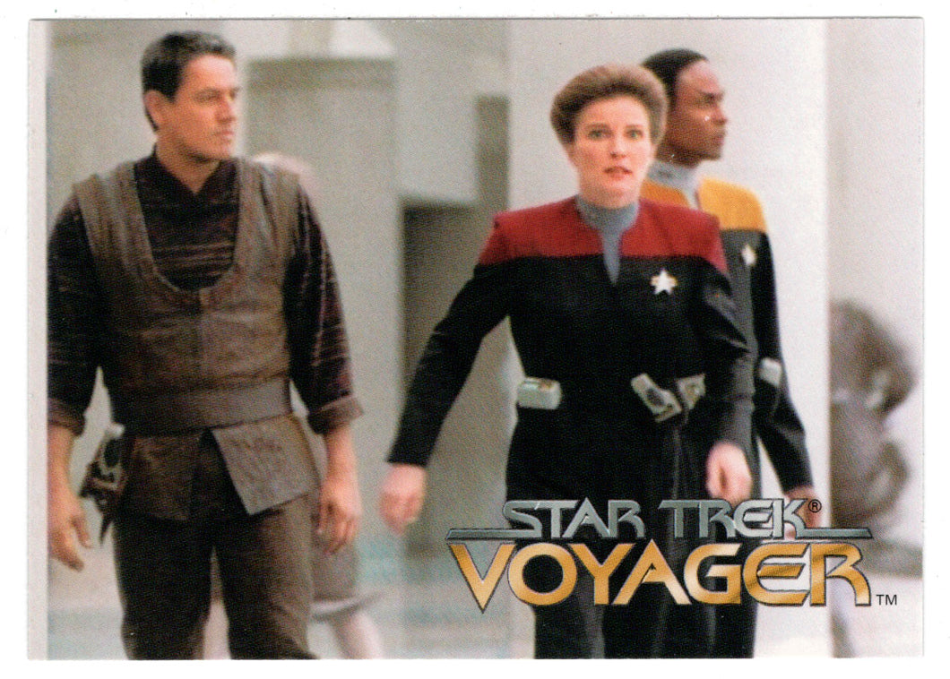 On the Run (Trading Card) Star Trek Voyager - Season One - Series One - 1995 Skybox # 57 - Mint