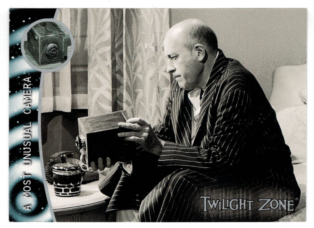 That Night, Paula Takes a Photograph (Trading Card) Twilight Zone - The Next Dimension - 2000 Rittenhouse Archives # 141 - Mint